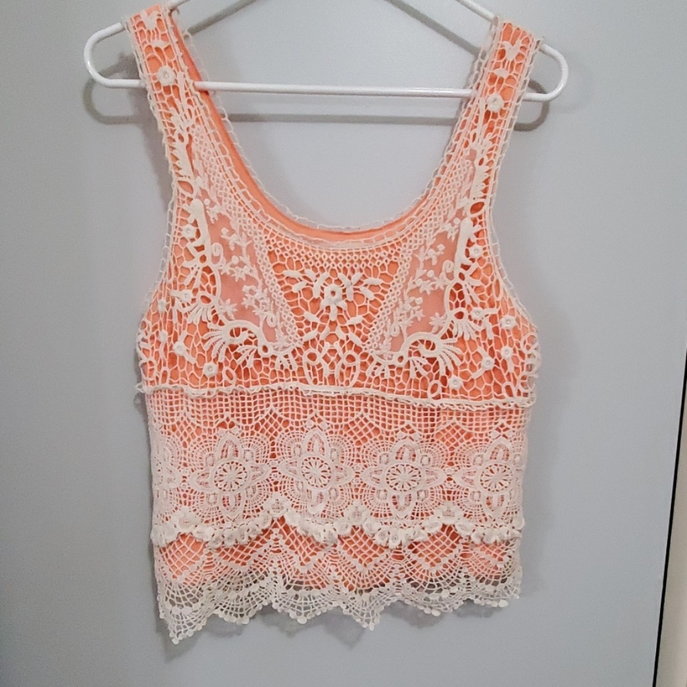 Crochet lace layered tank top.